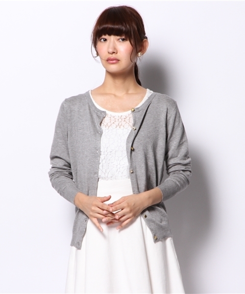 DISCOAT（ディスコート）の「【Discoat】マルチ釦カーディガン（カーディガン/ボレロ・レディース・グレー/ボルドー/ダークグリーン/ネイビー/ブルー系その他/ダークブルー/ワインレッド/ベージュ系その他/ピンク・ﾌﾘ-）」の2枚目の写真