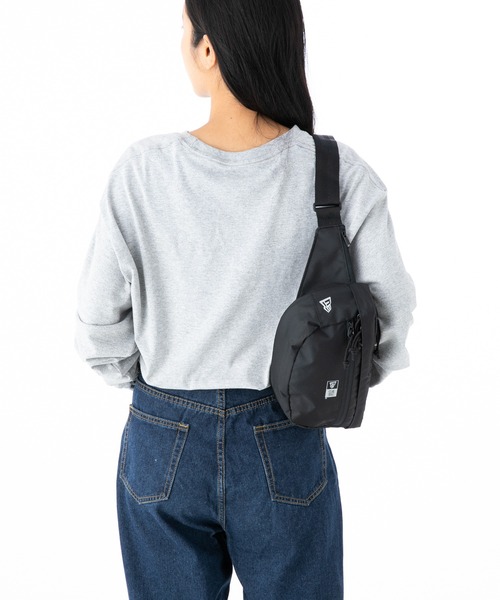 ニューエラ ウエストバッグ 3L EXPLORER NEW ERA（ボディバッグ