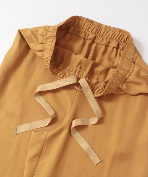 LAATO（ラート）の「SIDE DEEP SLIT PANTS（その他パンツ・レディース・ベージュ/キャメル・38/36）」の11枚目の写真