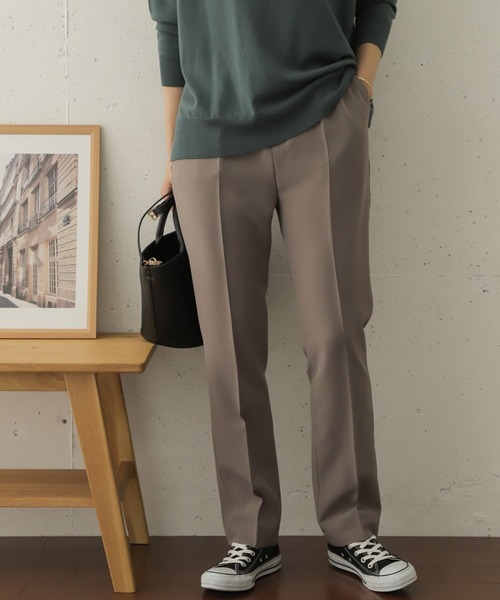 URBAN RESEARCH DOORS（アーバンリサーチドアーズ）の「スリムストレートトラウザー（その他パンツ・レディース・グレー系その他/ブラック/ベージュ・36/38）」の9枚目の写真