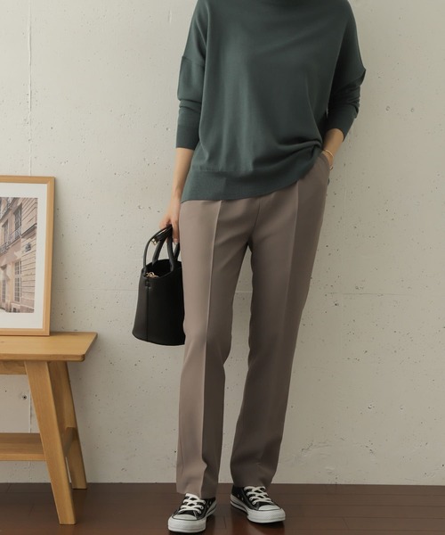 URBAN RESEARCH DOORS（アーバンリサーチドアーズ）の「スリムストレートトラウザー（その他パンツ・レディース・グレー系その他/ブラック/ベージュ・36/38）」の12枚目の写真