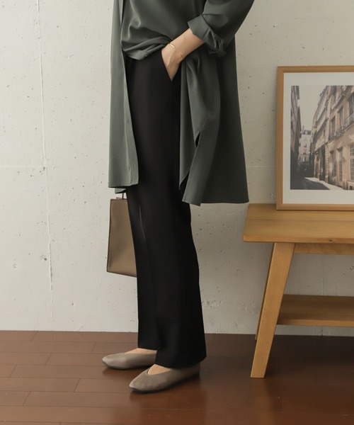 URBAN RESEARCH DOORS（アーバンリサーチドアーズ）の「スリムストレートトラウザー（その他パンツ・レディース・グレー系その他/ブラック/ベージュ・36/38）」の16枚目の写真