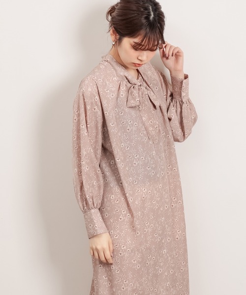 natural couture(ナチュラルクチュール)の「クラシカルボウタイワンピース(ワンピース・レディース・ブルー系その他/その他1/オフホワイト/ライトベージュ・FREE)」の21枚目の写真