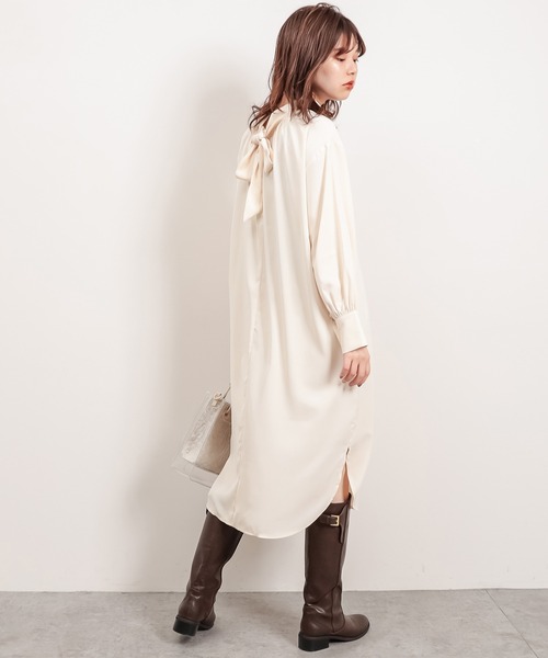 natural couture(ナチュラルクチュール)の「クラシカルボウタイワンピース(ワンピース・レディース・ブルー系その他/その他1/オフホワイト/ライトベージュ・FREE)」の8枚目の写真