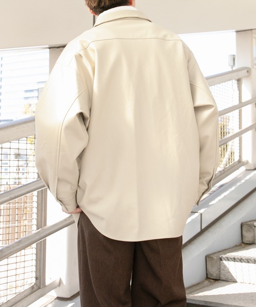 PairPair（ペアペア）の「CPOフェイクレザーシャツ(ユニセックス)（シャツ/ブラウス・メンズ・ブラック/アイボリー・FREE）」の8枚目の写真