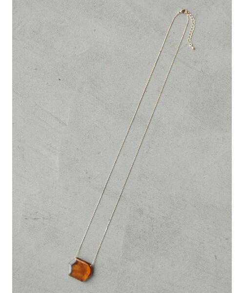 AMERICAN HOLIC(アメリカンホリック)の「ヘキサゴンアクリルパーツトップネックレス *(ネックレス・レディース・ブラウン/アイボリー・FREE)」の5枚目の写真