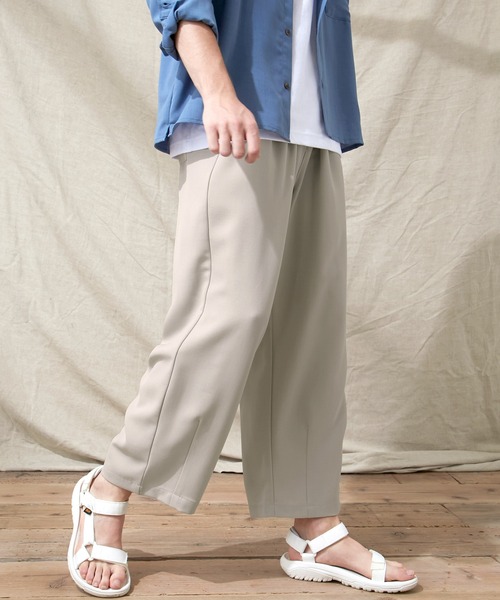 EMMA CLOTHES(エマクローズ)の「テックリネン ワイドシルエットダーツタックバルーンパンツ EMMA CLOTHES(その他パンツ・メンズ・ネイビー/パープル系その他/ベージュ/ブルー系その他/ホワイト/グレー系その他/ブラック/オリーブ・M/L/S)」の3枚目の写真