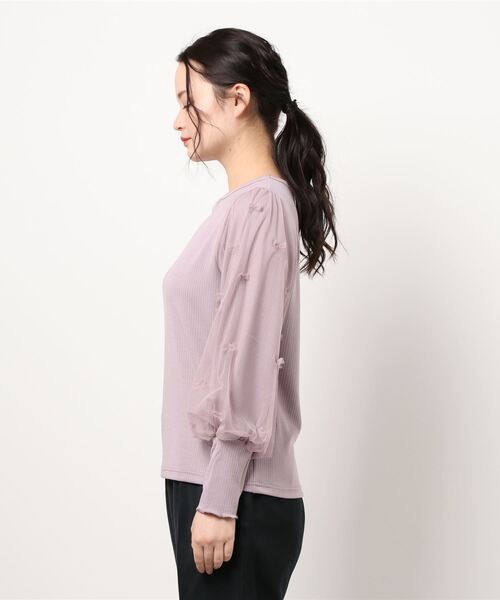 Hamble by Par Avion（ハンブルバイパラビオン）の「袖チュールトップス（Tシャツ/カットソー・レディース・オフホワイト/ラベンダー・ONESIZE）」の3枚目の写真