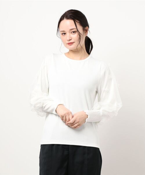 Hamble by Par Avion（ハンブルバイパラビオン）の「袖チュールトップス（Tシャツ/カットソー・レディース・オフホワイト/ラベンダー・ONESIZE）」の4枚目の写真