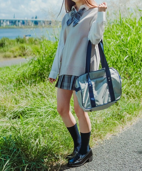 WEGO（ウィゴー）の「WEGO/ニットベスト（ベスト・レディース・ベージュ/ネイビー/オフホワイト/杢グレー・FREE）」の4枚目の写真