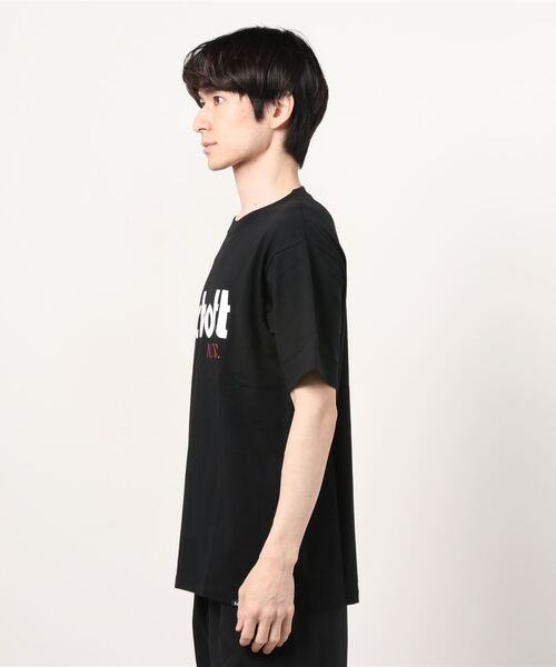 schott（ショット）の「Schott(ショット) BASIC LOGO T-SHIRT/ベーシックロゴ Tシャツ（Tシャツ/カットソー・メンズ・ホワイト/ブラック・MEDIUM/LARGE/SMALL/X-LARGE）」の3枚目の写真