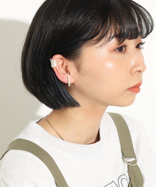 Factor=（ファクターイコール）の「ハーフムーンピアス（ピアス（両耳用）・レディース・アンティークゴールド/アンティークシルバー・FREE）」の6枚目の写真