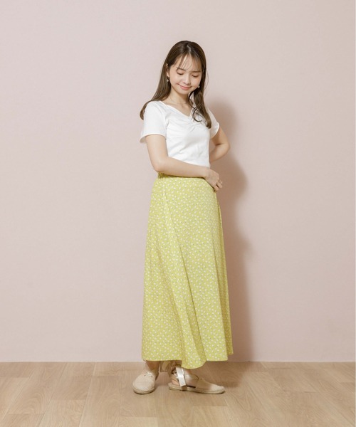 flower(フラワー)の「フォーリングフラワースカート(スカート・レディース・ブラック/イエロー・FREE)」の17枚目の写真