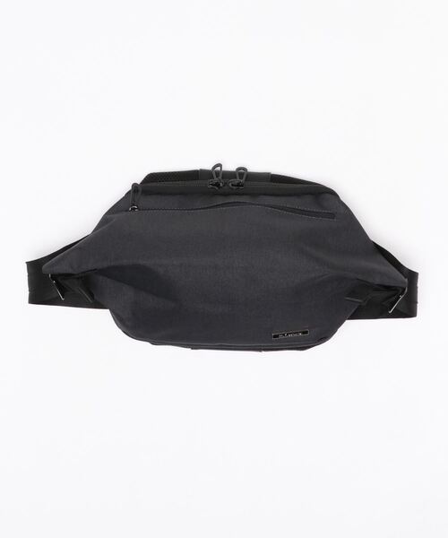 m.f.editorial（エムエフエディトリアル）の「エムエフエディトリアルメンズ/m.f.editorial：MEN 横型ワンショルダーバッグ（ショルダーバッグ・メンズ・ブラック/グレー系その他2・FREE）」の10枚目の写真