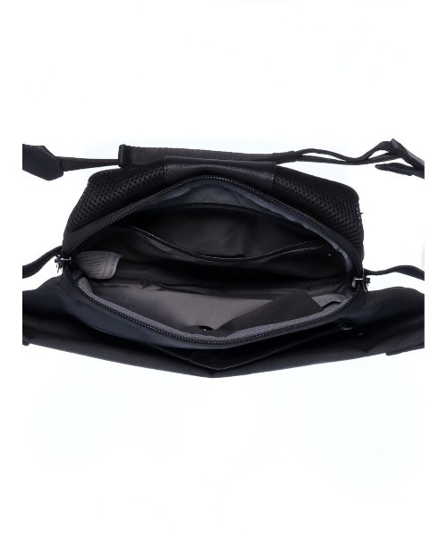 m.f.editorial（エムエフエディトリアル）の「エムエフエディトリアルメンズ/m.f.editorial：MEN 横型ワンショルダーバッグ（ショルダーバッグ・メンズ・ブラック/グレー系その他2・FREE）」の8枚目の写真