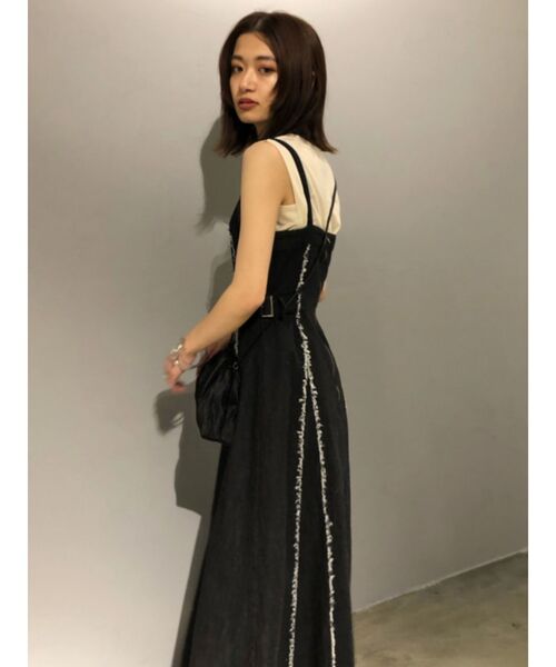 EMODA（エモダ）の「ステッチショルダータンクトップ（Tシャツ/カットソー・レディース・アイボリー/ブラック/その他・FREE）」の21枚目の写真