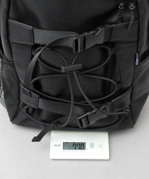 REGiSTA（レジスタ）の「REGiSTA / レジスタ / シープスレザーライク フェイクレザー ボードストラップ  バックパック / 大容量 / リュック（バックパック/リュック・メンズ・ブラック・FREE）」の10枚目の写真