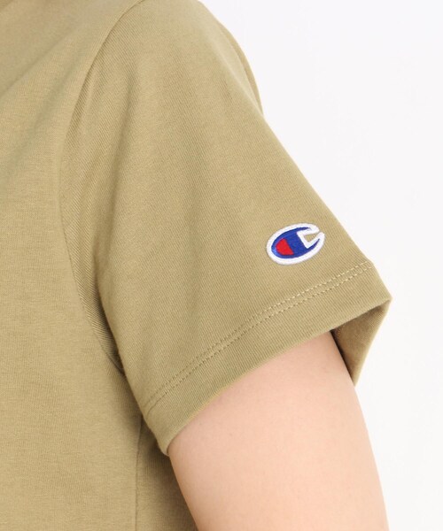 Champion（チャンピオン）の「Champion コットン（綿）ポケットTシャツ（Tシャツ/カットソー・レディース・ブラック/カーキ/オフホワイト・02/03）」の9枚目の写真