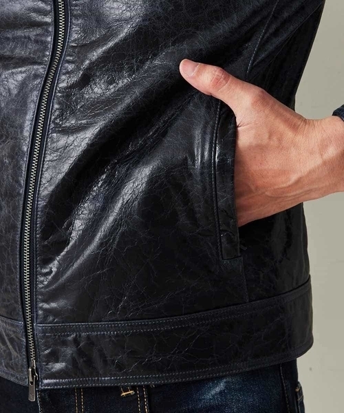 MICHEL KLEIN HOMME (ミッシェルクランオム)の「レザーブルゾン(クラックレザー)(ライダースジャケット・メンズ・ネイビー・MEDIUM/LARGE/X-LARGE)」の9枚目の写真