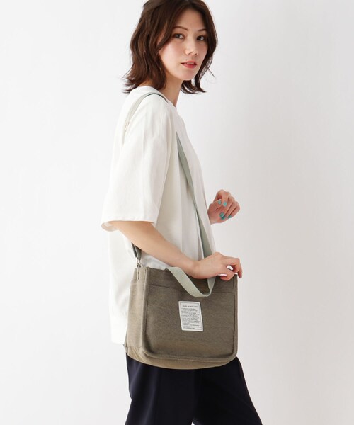 SHOO・LA・RUE(シューラルー)の「◆3層仕切洗いキャンバストート(トートバッグ・レディース・カーキ/ブラウン系/ベージュ/ネイビー系5・00)」の5枚目の写真