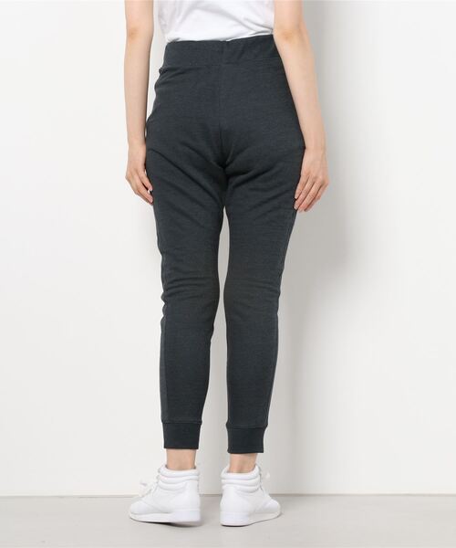 Reebok(リーボック)の「テクスチャード パンツ / Textured Pants(スウェットパンツ・レディース・ブラック/ヘザーグレー・SMALL/X-SMALL/MEDIUM/LARGE/X-LARGE/XX-LARGE)」の3枚目の写真