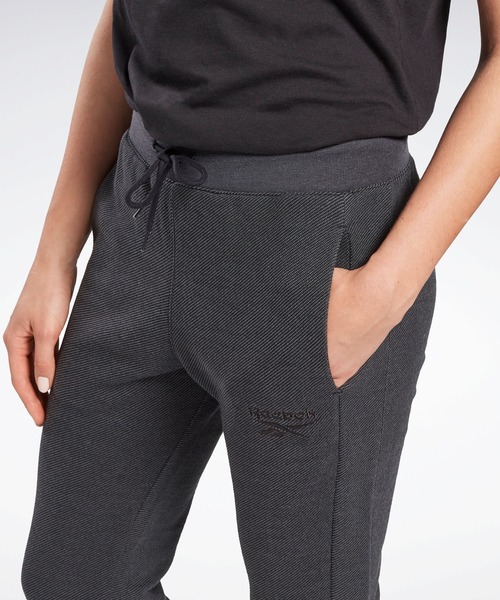 Reebok(リーボック)の「テクスチャード パンツ / Textured Pants(スウェットパンツ・レディース・ブラック/ヘザーグレー・SMALL/X-SMALL/MEDIUM/LARGE/X-LARGE/XX-LARGE)」の12枚目の写真
