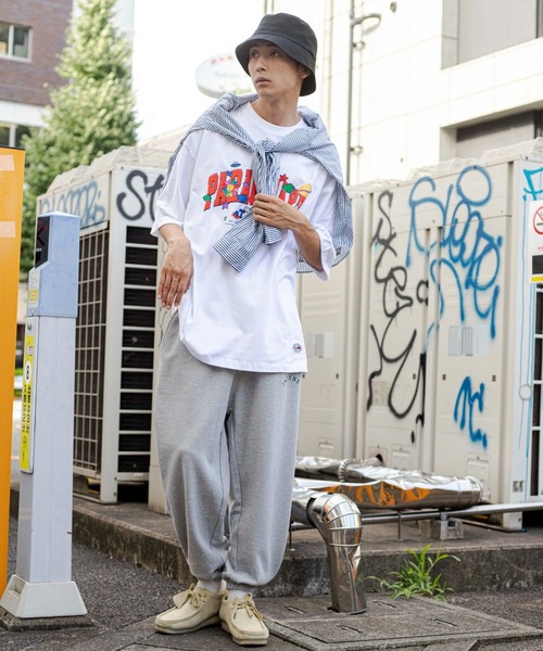 Paragraph(パラグラフ)の「WEGO/ParagraphハッピーロゴビッグTシャツ(Tシャツ/カットソー・メンズ・ブラック/ホワイト/オートミール・FREE)」の13枚目の写真