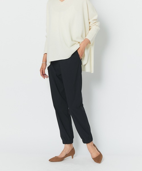 RIVE DROITE(リヴドロワ)の「上質な大人カジュアルが叶う ドロストジョガーパンツ(その他パンツ・レディース・ベージュ/ボルドー/ブラック・36/38)」の14枚目の写真