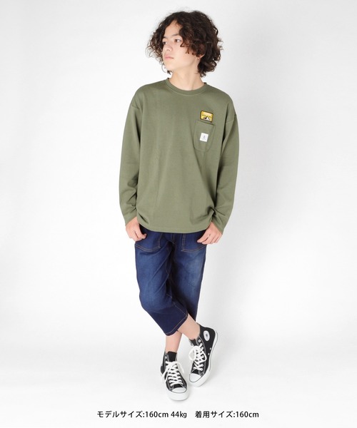 GLAZOS(グラソス)の「厚手天竺・ドロップショルダーワッペン付きポケット長袖Tシャツ(Tシャツ/カットソー・キッズ・ホワイト/チャコールグレー/カーキ・130cm/140cm/150cm/160cm/170cm)」の5枚目の写真