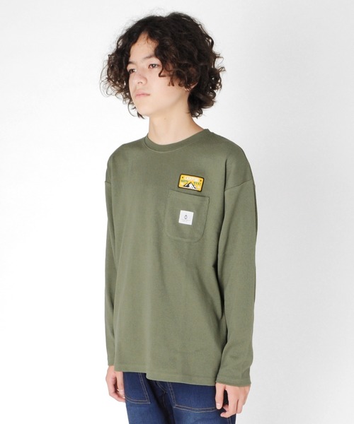 GLAZOS(グラソス)の「厚手天竺・ドロップショルダーワッペン付きポケット長袖Tシャツ(Tシャツ/カットソー・キッズ・ホワイト/チャコールグレー/カーキ・130cm/140cm/150cm/160cm/170cm)」の6枚目の写真