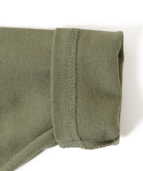 GLAZOS(グラソス)の「厚手天竺・ドロップショルダーワッペン付きポケット長袖Tシャツ(Tシャツ/カットソー・キッズ・ホワイト/チャコールグレー/カーキ・130cm/140cm/150cm/160cm/170cm)」の12枚目の写真