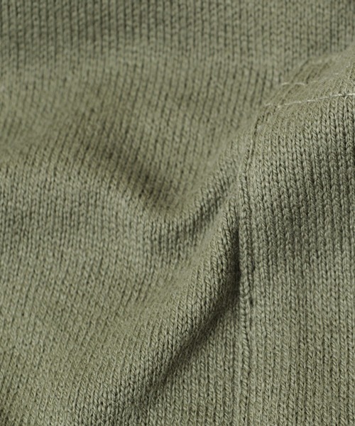 GLAZOS(グラソス)の「厚手天竺・ドロップショルダーワッペン付きポケット長袖Tシャツ(Tシャツ/カットソー・キッズ・ホワイト/チャコールグレー/カーキ・130cm/140cm/150cm/160cm/170cm)」の15枚目の写真