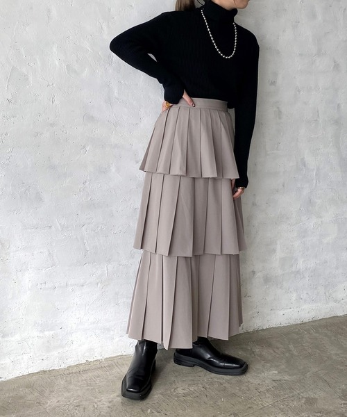ur,Melty（ユアメルティー）の「3段プリーツスカート（スカート）」 - WEAR 