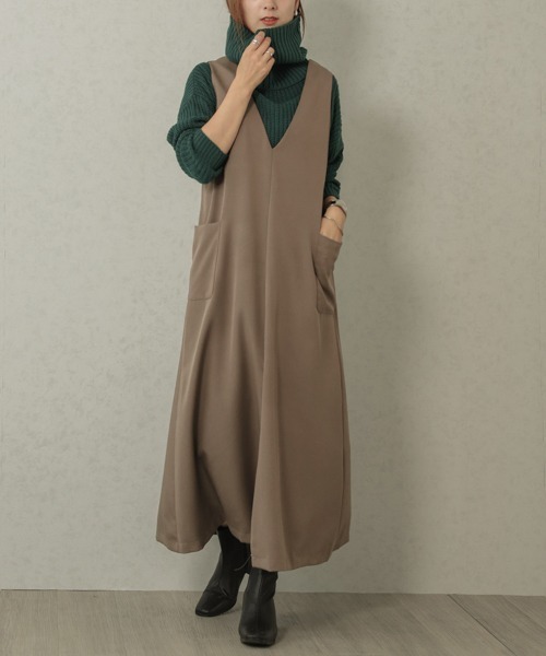 La-gemme（ラジェム）の「センタースリットジャンパースカート（ワンピース・レディース・ブラック/ベージュ/ブラウン/グリーン/マスタード・フリー/C）」の18枚目の写真