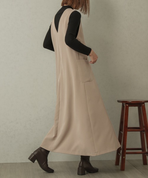 La-gemme（ラジェム）の「センタースリットジャンパースカート（ワンピース・レディース・ブラック/ベージュ/ブラウン/グリーン/マスタード・フリー/C）」の6枚目の写真