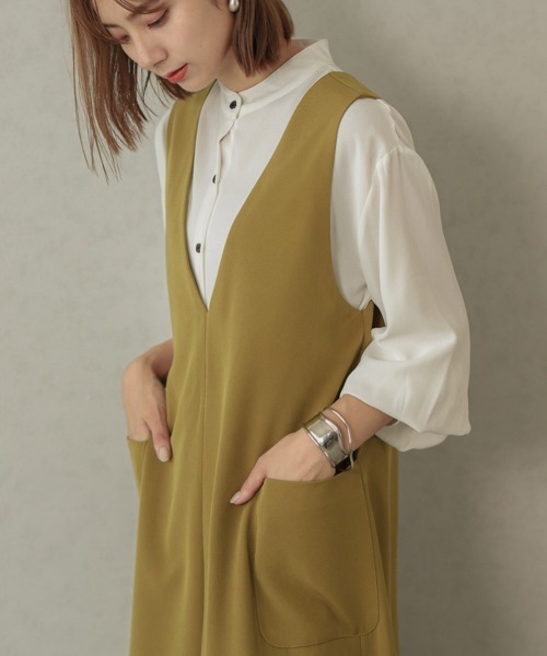 La-gemme（ラジェム）の「センタースリットジャンパースカート（ワンピース・レディース・ブラック/ベージュ/ブラウン/グリーン/マスタード・フリー/C）」の14枚目の写真