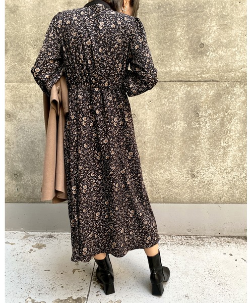 MLI'A（エムリア）の「配色切替花柄／ワンピース（ワンピース・レディース・アイボリー/ブラック・M）」の19枚目の写真