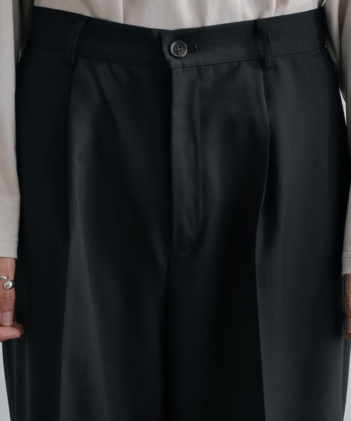 epnok(エプノック)の「ワイドストレートパンツ(スラックス・メンズ・ブラック/ダークグリーン/ベージュ・SMALL/MEDIUM/LARGE)」の17枚目の写真