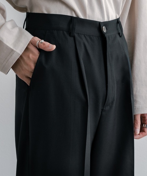 epnok(エプノック)の「ワイドストレートパンツ(スラックス・メンズ・ブラック/ダークグリーン/ベージュ・SMALL/MEDIUM/LARGE)」の18枚目の写真