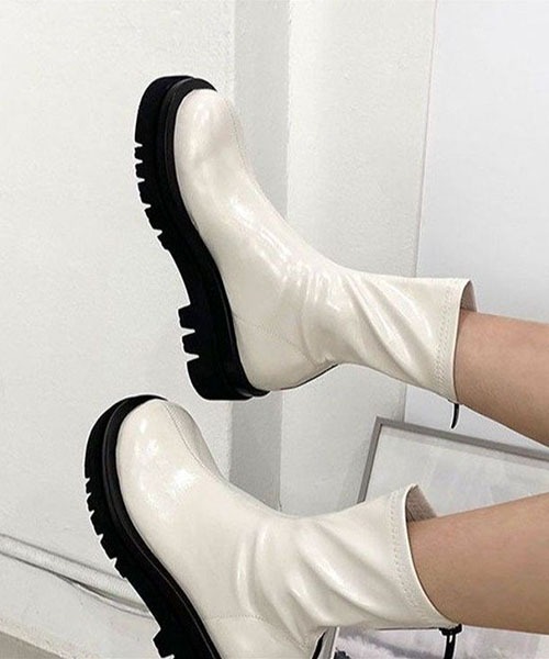 SUGAR BISKET(シュガービスケット)の「バックファスナー厚底ショートブーツ(ブーツ・レディース・ホワイト/ブラック・38/39/35/36/37)」の10枚目の写真