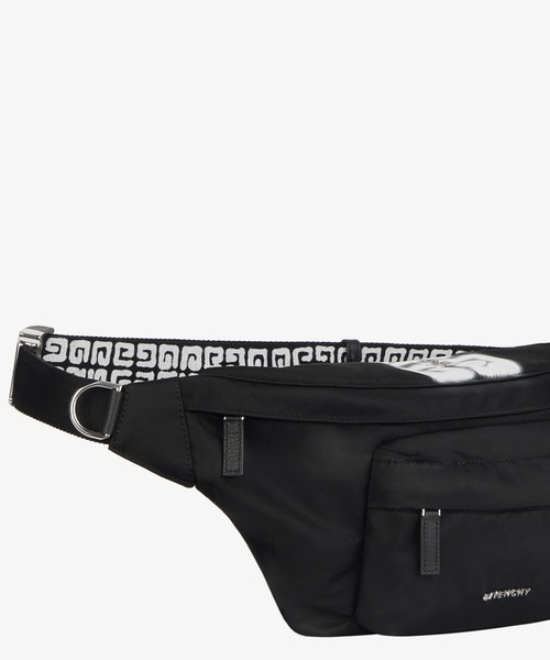 GIVENCHY(ジバンシイ)の「タグエフェクト 4Gプリント エッセンシャル U ウエストバッグ(ボディバッグ/ウエストポーチ・メンズ・ブラック・ONE SIZE)」の5枚目の写真