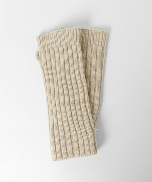KBF(ケイビーエフ)の「ランダムリブアームウォーマー(手袋・レディース・ベージュ/ブラウン/グレー・ONE)」の11枚目の写真