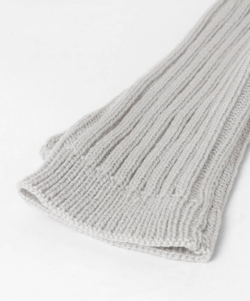 KBF(ケイビーエフ)の「ランダムリブアームウォーマー(手袋・レディース・ベージュ/ブラウン/グレー・ONE)」の13枚目の写真