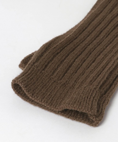 KBF(ケイビーエフ)の「ランダムリブアームウォーマー(手袋・レディース・ベージュ/ブラウン/グレー・ONE)」の14枚目の写真