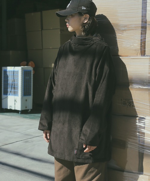 WAIPER.inc(ワイパーインク)の「NEWLYN-C CORDUROY SMOCK ROUND NECK(シャツ/ブラウス・メンズ・ブラック/ネイビー/ブラウン/タン・M/L/XL)」の3枚目の写真
