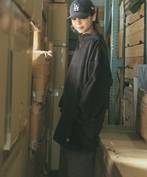 WAIPER.inc(ワイパーインク)の「NEWLYN-C CORDUROY SMOCK ROUND NECK(シャツ/ブラウス・メンズ・ブラック/ネイビー/ブラウン/タン・M/L/XL)」の15枚目の写真