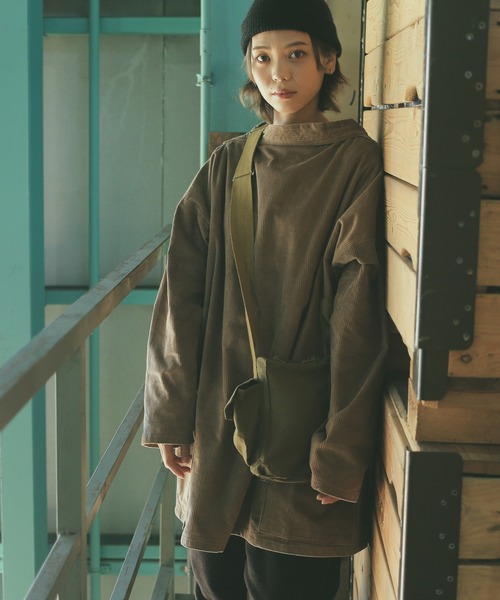 WAIPER.inc(ワイパーインク)の「NEWLYN-C CORDUROY SMOCK ROUND NECK(シャツ/ブラウス・メンズ・ブラック/ネイビー/ブラウン/タン・M/L/XL)」の17枚目の写真