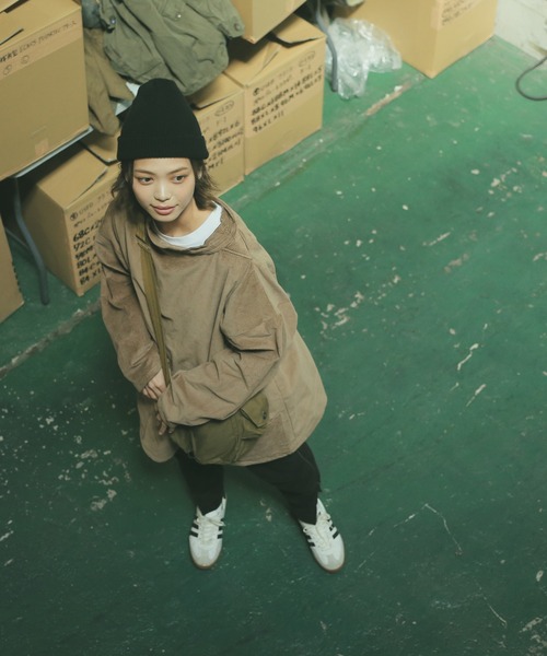 WAIPER.inc(ワイパーインク)の「NEWLYN-C CORDUROY SMOCK ROUND NECK(シャツ/ブラウス・メンズ・ブラック/ネイビー/ブラウン/タン・M/L/XL)」の7枚目の写真