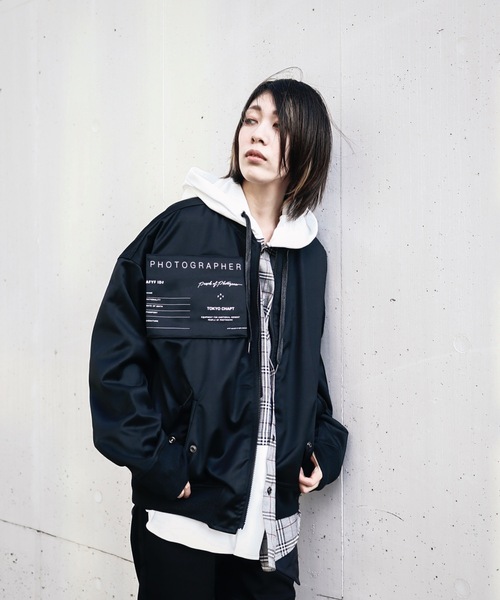 AFYF（エーエフワイエフ）の「AFYFPHOTOGRAPHER MA-1/ビッグシルエット フォトグラファーMA-1（MA-1・メンズ・ブラック/ネイビー/ブラック系その他・22cm）」の6枚目の写真