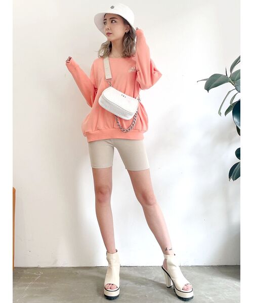 GYDA（ジェイダ）の「BUNNY ISLAND スウェットTOPS（スウェット・レディース・チャコールグレー/オフホワイト/シャーベット・FREE）」の7枚目の写真